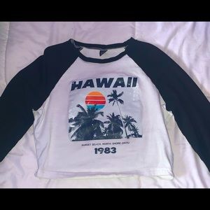Hawaii Long Sleeve Crop Top